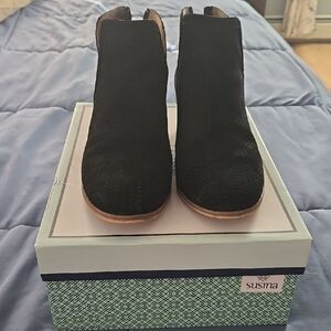 Susina Black Ankle Boots for Women